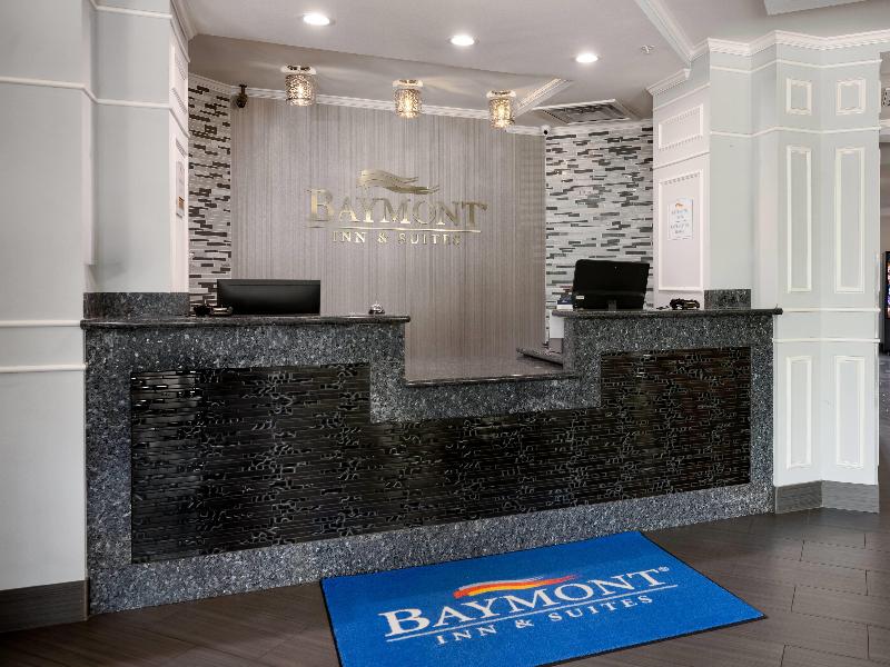 Baymont by Wyndham College Station