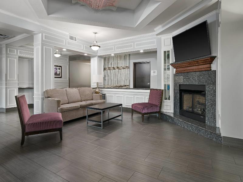 Baymont by Wyndham College Station