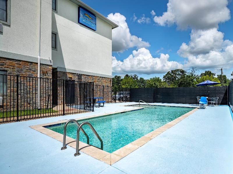 Baymont by Wyndham College Station