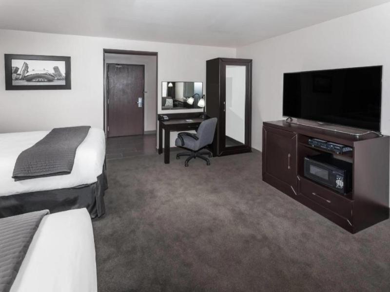 Baymont by Wyndham Glenview image