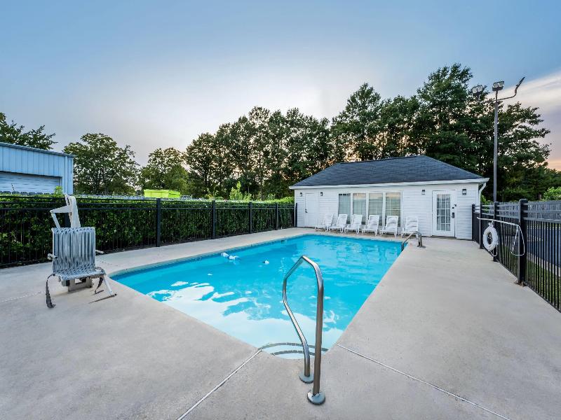 Baymont by Wyndham Sanford