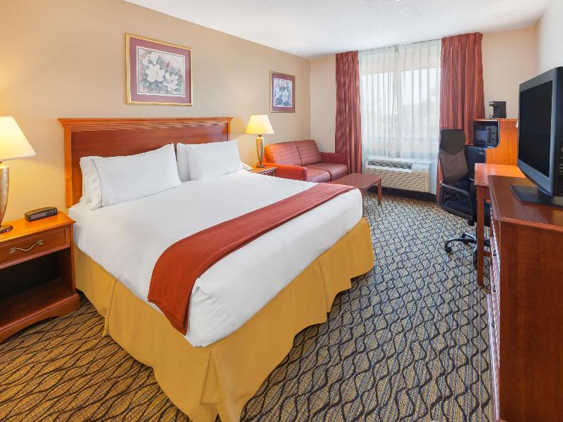 Baymont by Wyndham Chelsea image