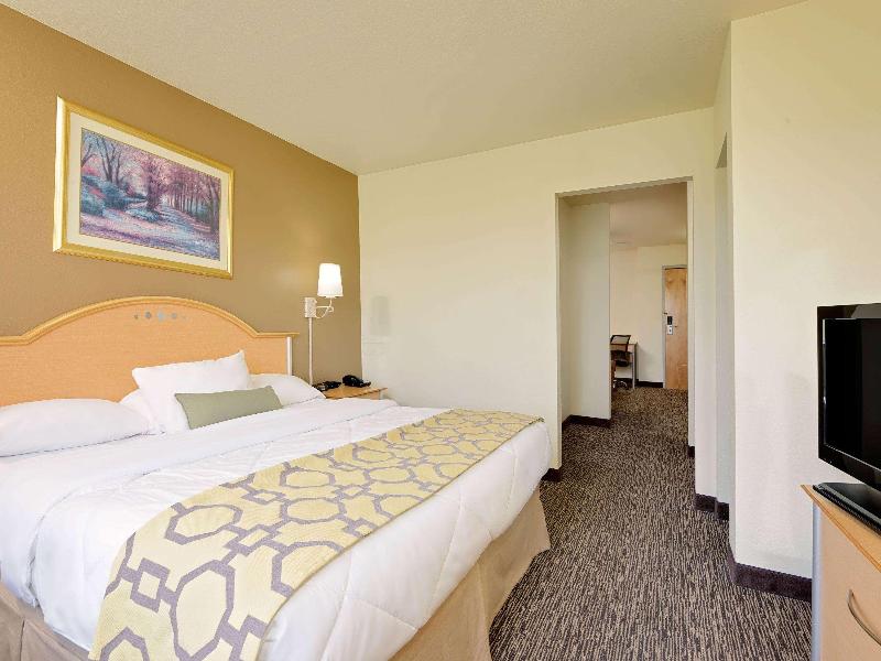 Baymont by Wyndham Lawrenceburg image
