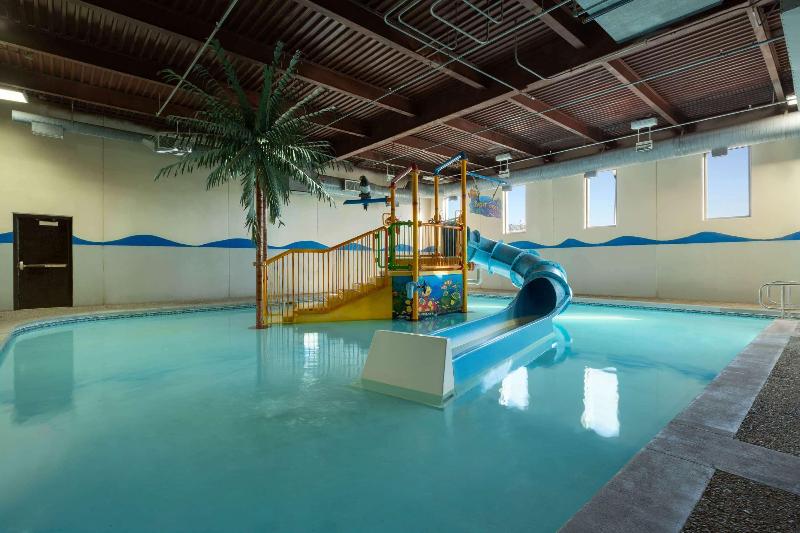 Baymont by Wyndham Mandan Bismarck Area image