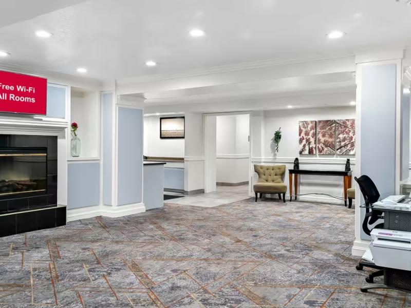 Red Roof Inn Auburn Hills image
