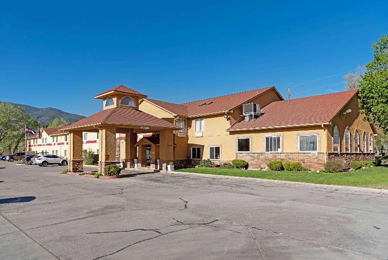 Baymont by Wyndham Salida image