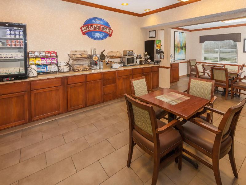 Baymont by Wyndham Galesburg image