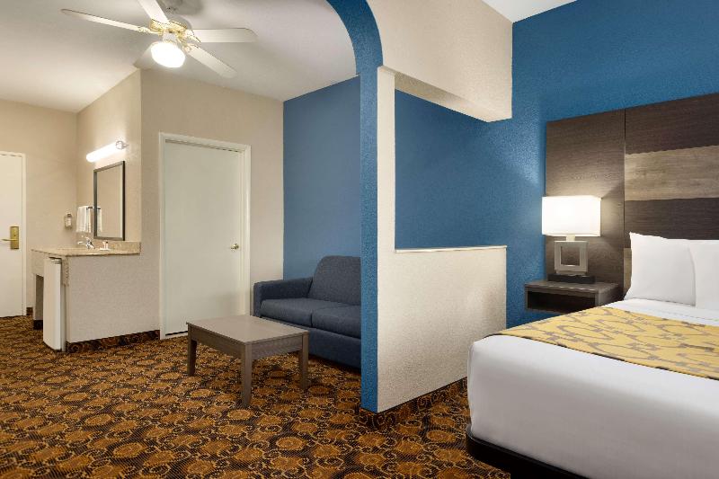 Bed room