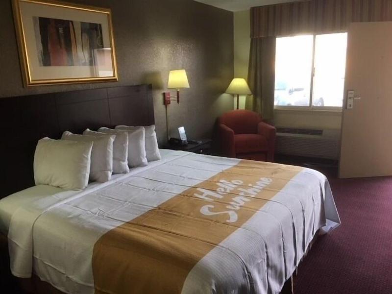 Days Inn by Wyndham Paintsville image