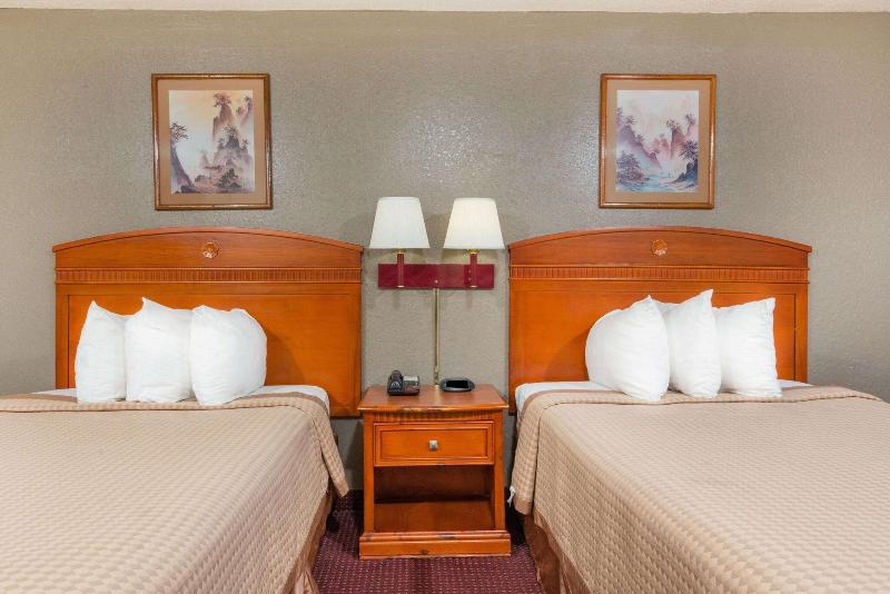 Days Inn by Wyndham Paintsville image