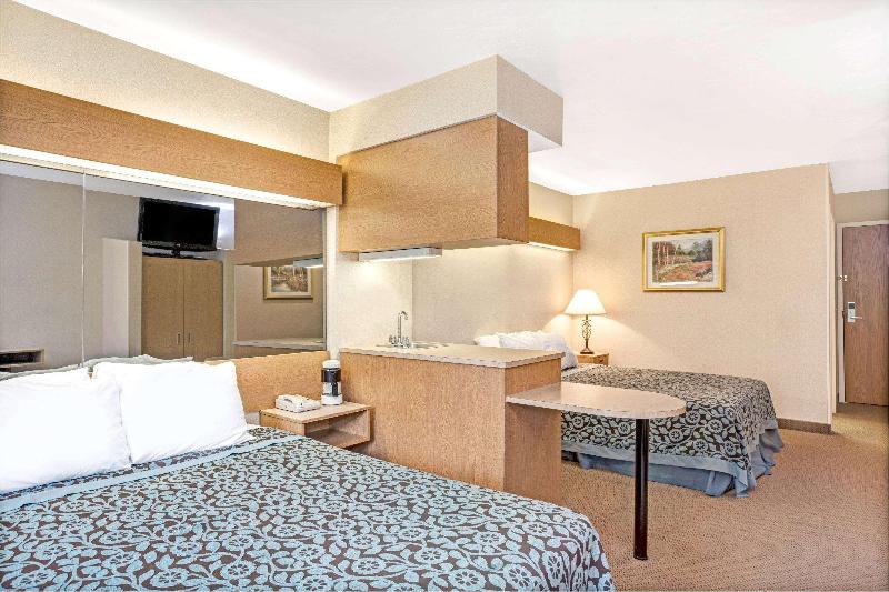 Days Inn by Wyndham Sturbridge image