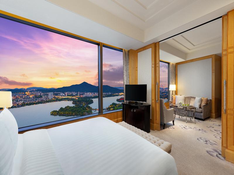 Shangri-La Nanjing image