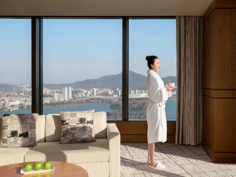 Shangri-La Nanjing image