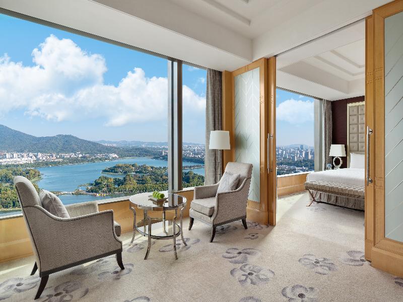 Shangri-La Nanjing image