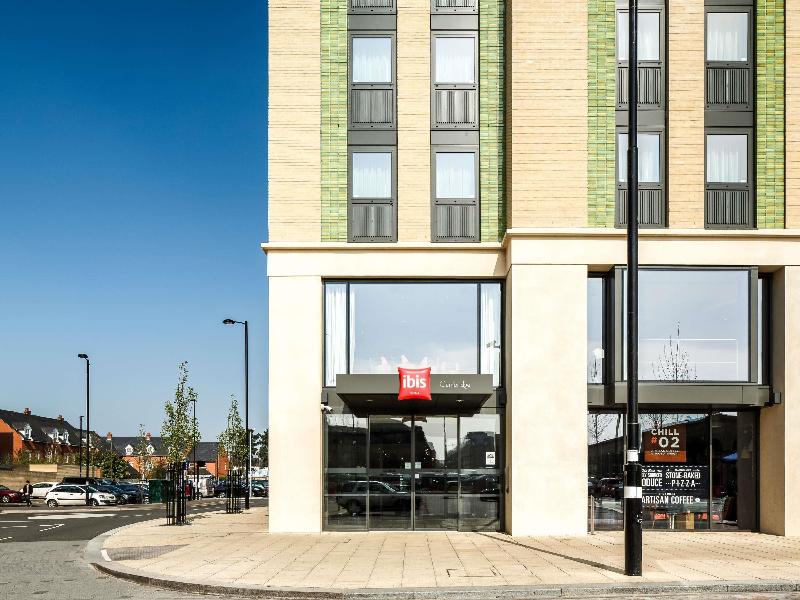 Ibis Cambridge Central Station — general view