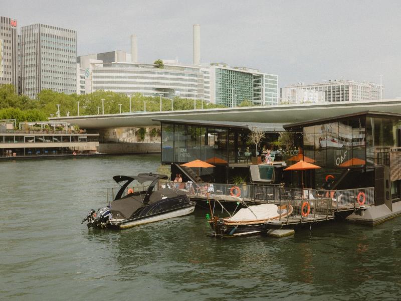 Off Paris Seine image
