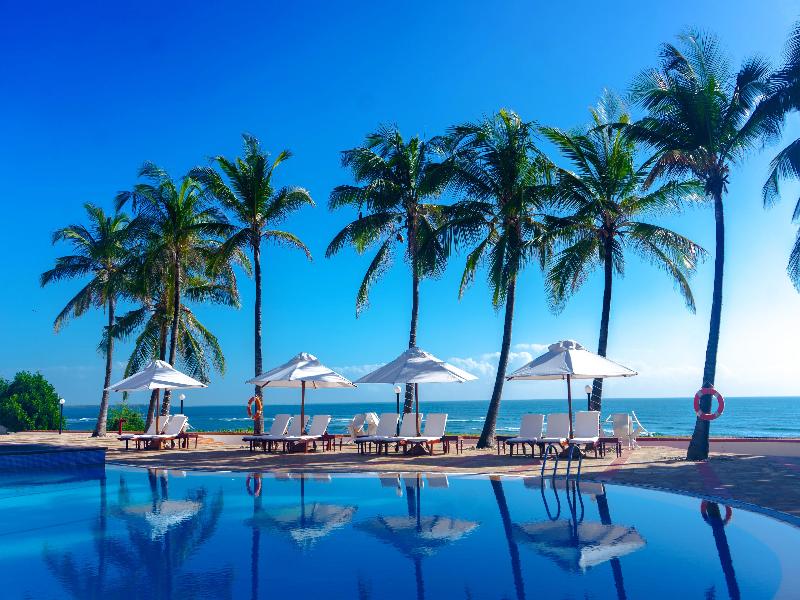 Sea Cliff Hotel image