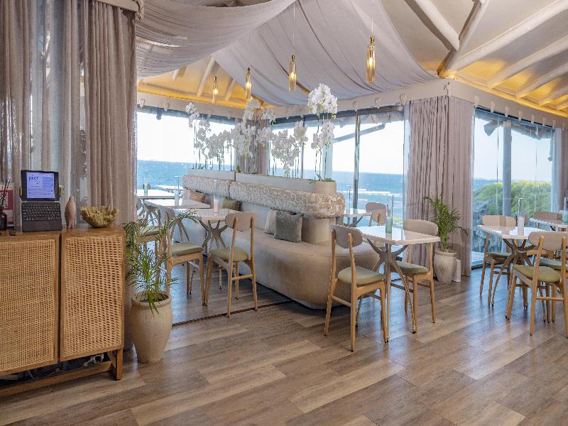 Sea Cliff Hotel image