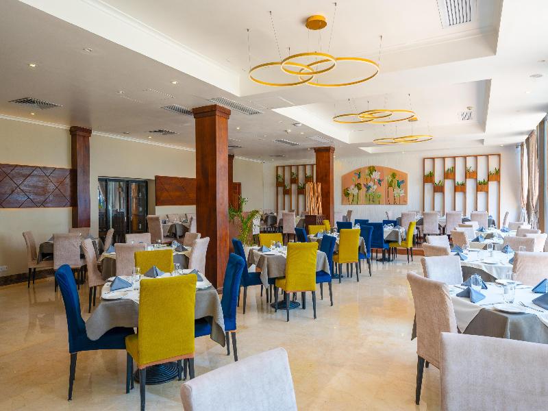 Sea Cliff Hotel image
