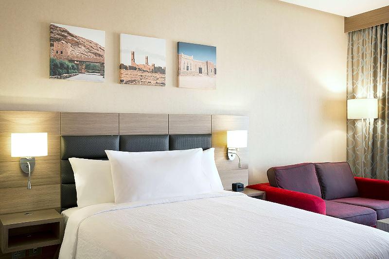 Hilton Garden Inn Tabuk image