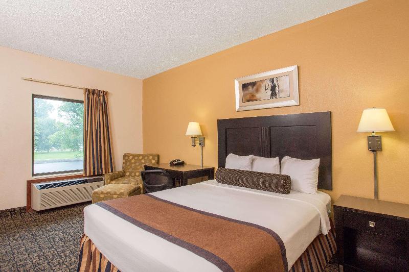 Days Inn by Wyndham Monticello image