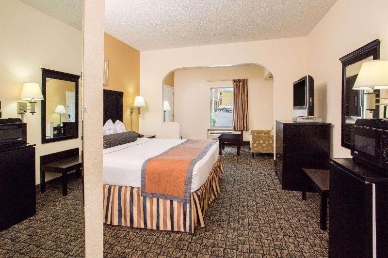 Days Inn by Wyndham Monticello image