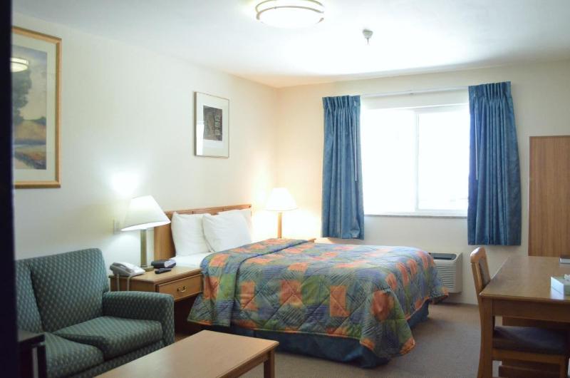 Knights Inn Quincy image 4
