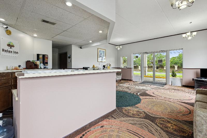 Relax inn by OYO Greeneville Near Hwy US-321 image