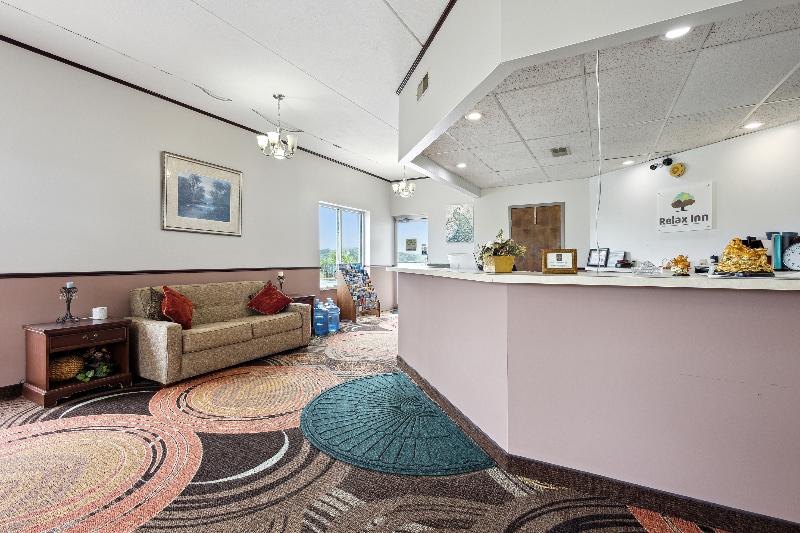 Relax inn by OYO Greeneville Near Hwy US-321 image