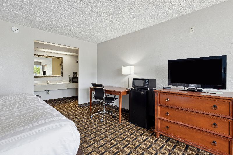 Relax inn by OYO Greeneville Near Hwy US-321 image