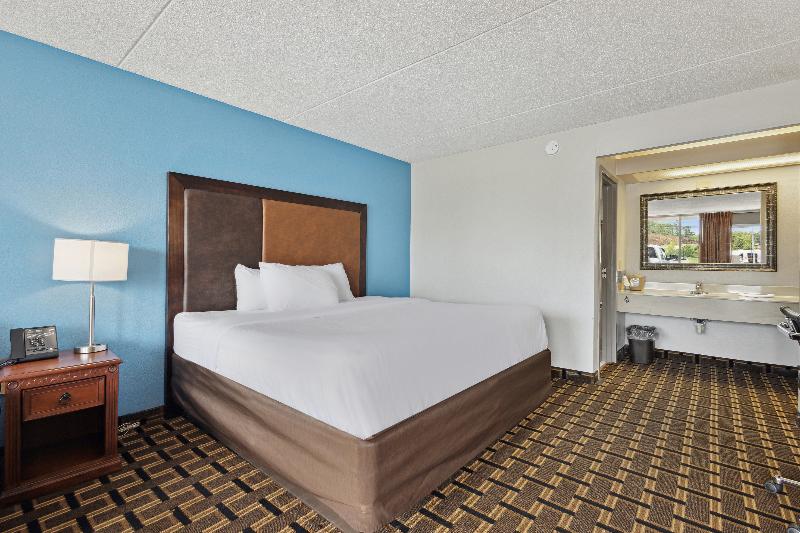 Relax inn by OYO Greeneville Near Hwy US-321 image