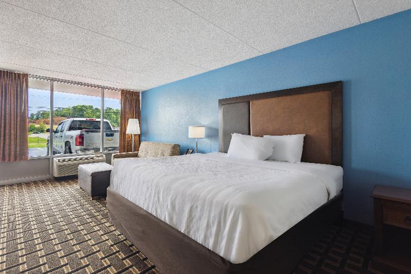 Relax inn by OYO Greeneville Near Hwy US-321 image