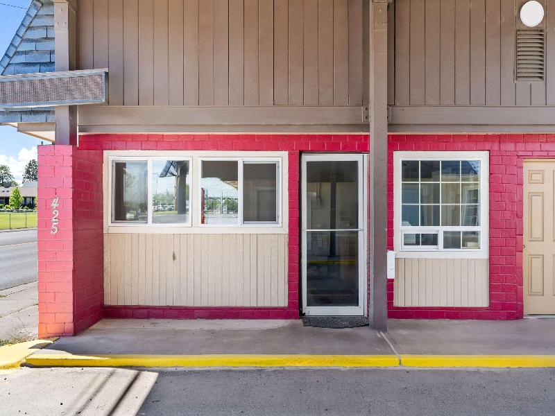 Rodeway Inn Hermiston - Umatilla image