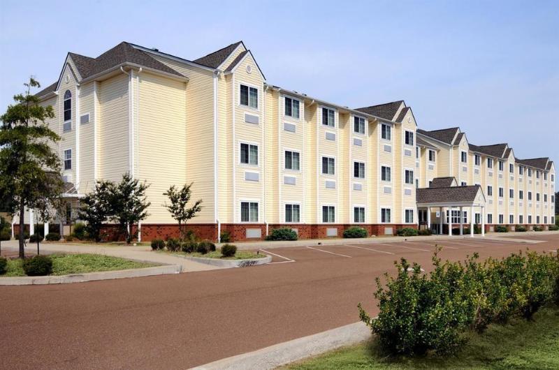 Microtel Inn & Suites by Wyndham Tunica Resorts