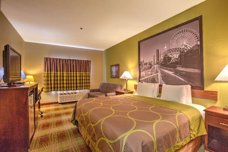 Super 8 by Wyndham Waterloo image