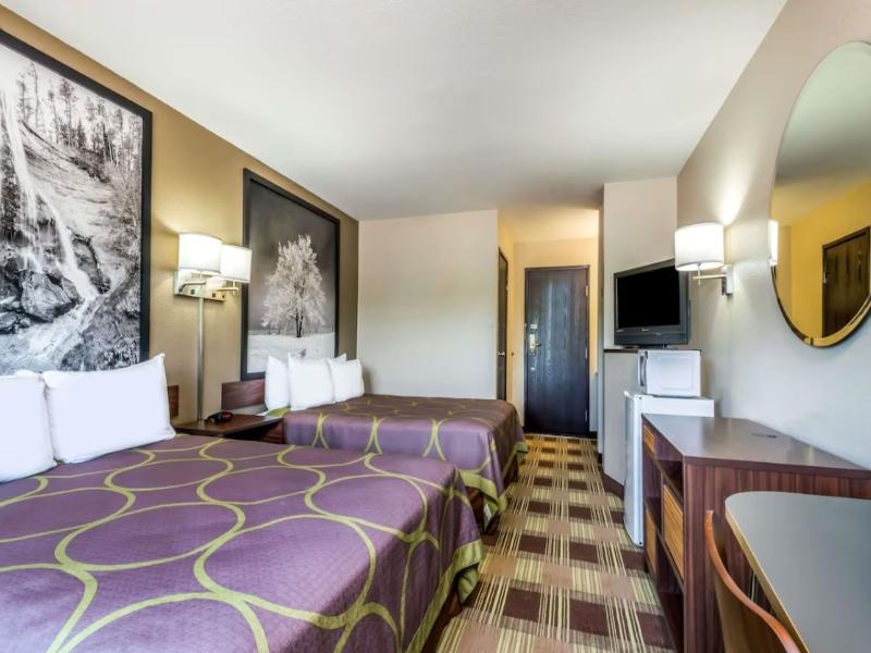 Super 8 by Wyndham Kimball image