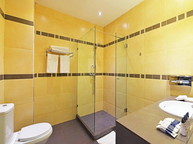 Protea Hotel Kampala image