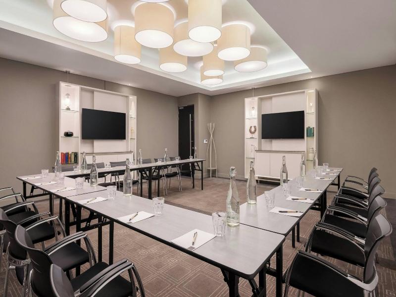 Protea Hotel Fire & Ice! Pretoria Menlyn image