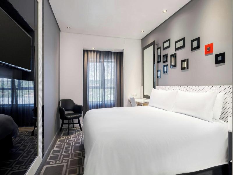 Protea Hotel Fire & Ice! Pretoria Menlyn image