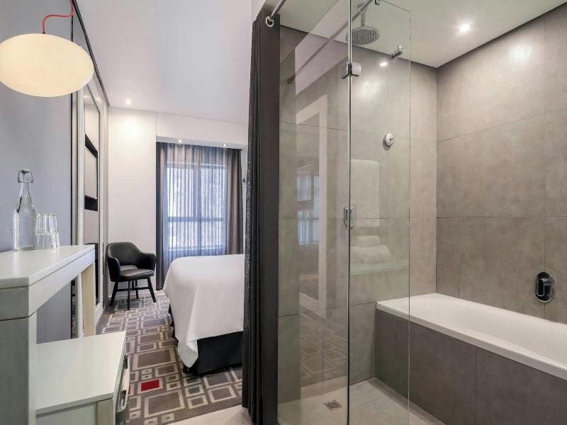 Protea Hotel Fire & Ice! Pretoria Menlyn image