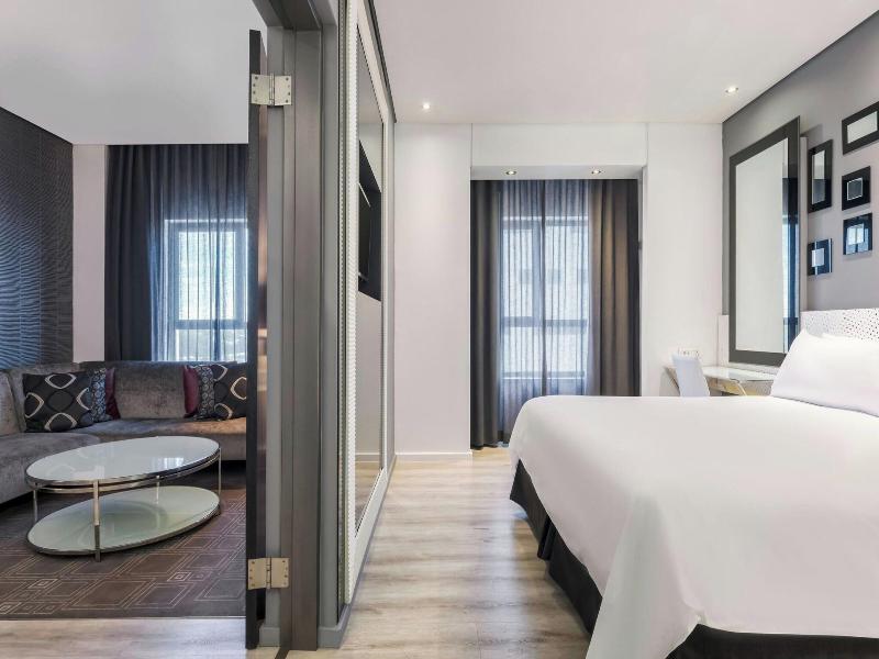 Protea Hotel Fire & Ice! Pretoria Menlyn image