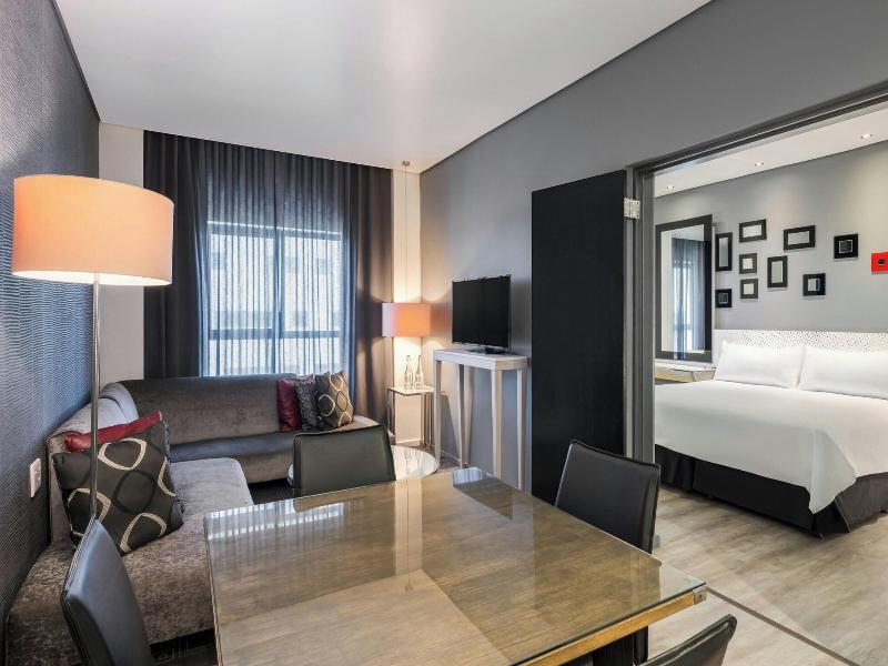 Protea Hotel Fire & Ice! Pretoria Menlyn image