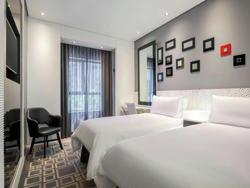 Protea Hotel Fire & Ice! Pretoria Menlyn image