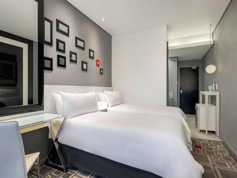 Protea Hotel Fire & Ice! Pretoria Menlyn image