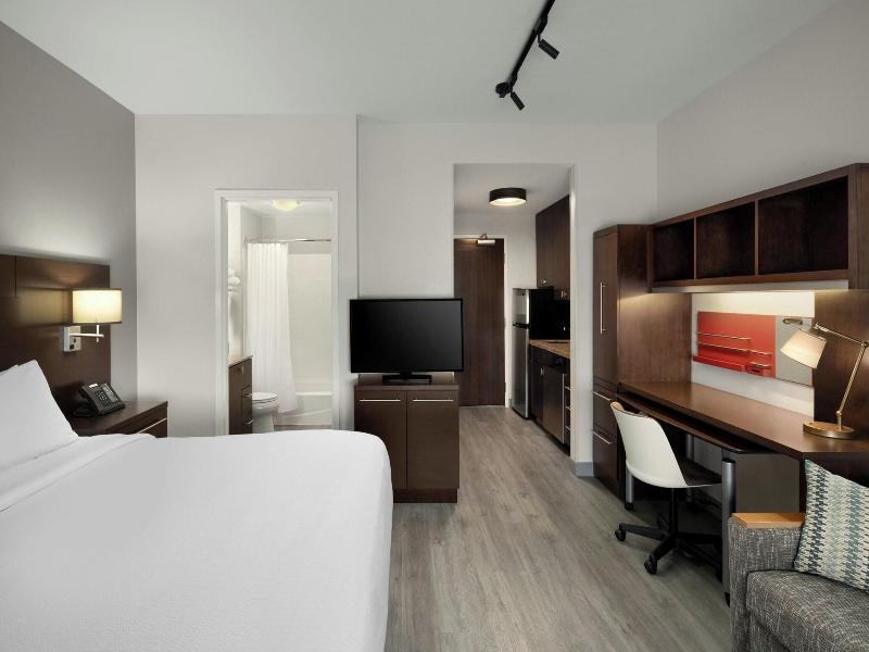 TownePlace Suites Anchorage Midtown image