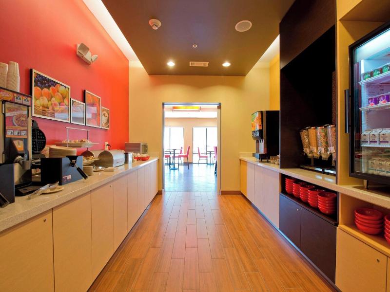 TownePlace Suites Newnan image