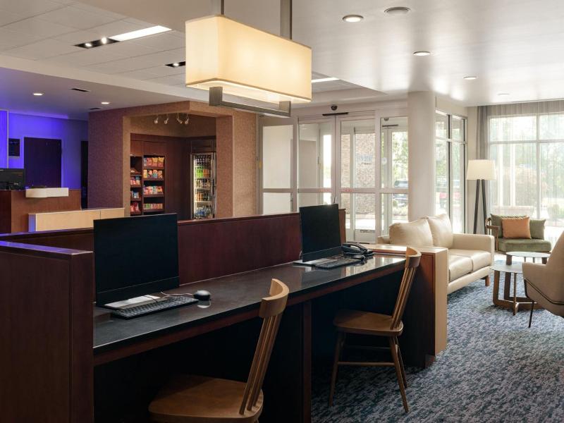 Fairfield Inn & Suites Columbia image