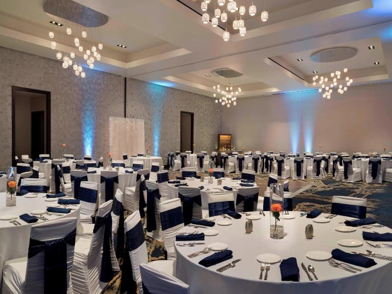Buffalo Marriott HARBORCENTER image