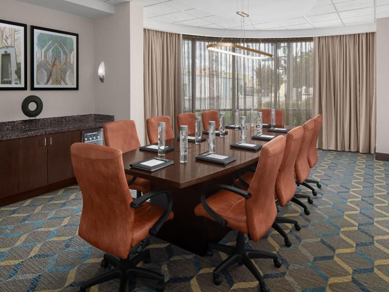 Residence Inn Los Angeles Burbank/Downtown image