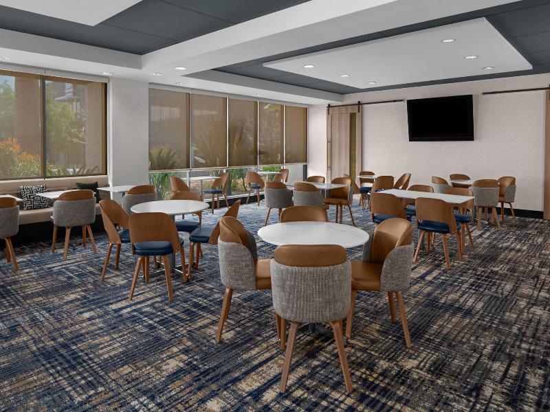 Residence Inn Los Angeles Burbank/Downtown image